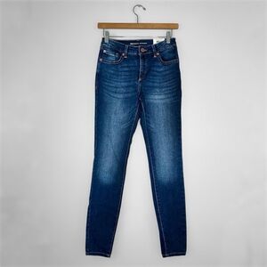 New INC International Concepts Women Core Denim Mid Rise Skinny Jeans